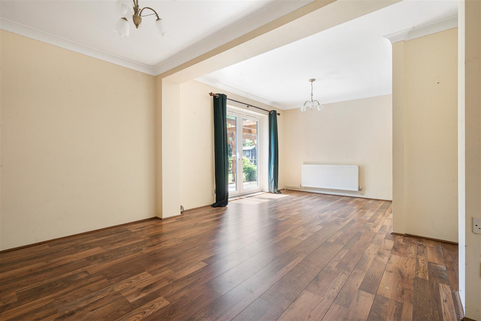 Property Image f2cff2fe-0ef5-409c-bae0-e50d33b8778e