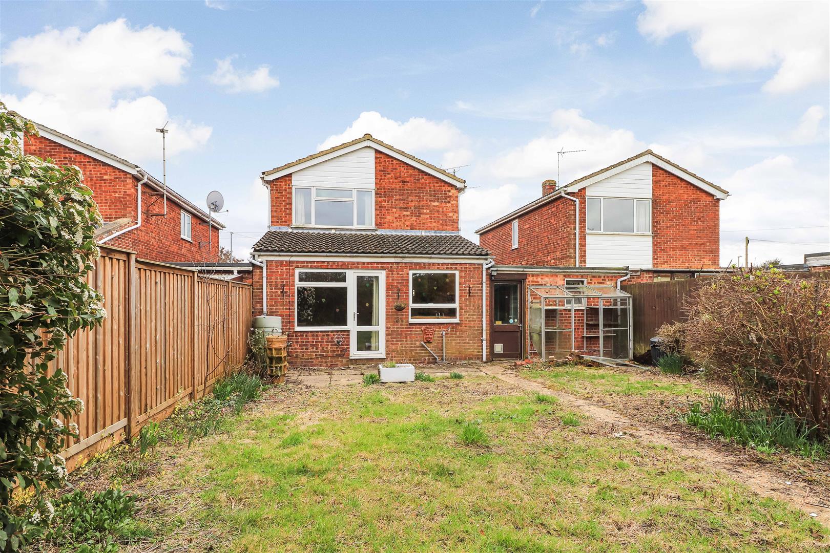 Property Image f2d51a87-532e-4319-86f7-955f5bddfeec