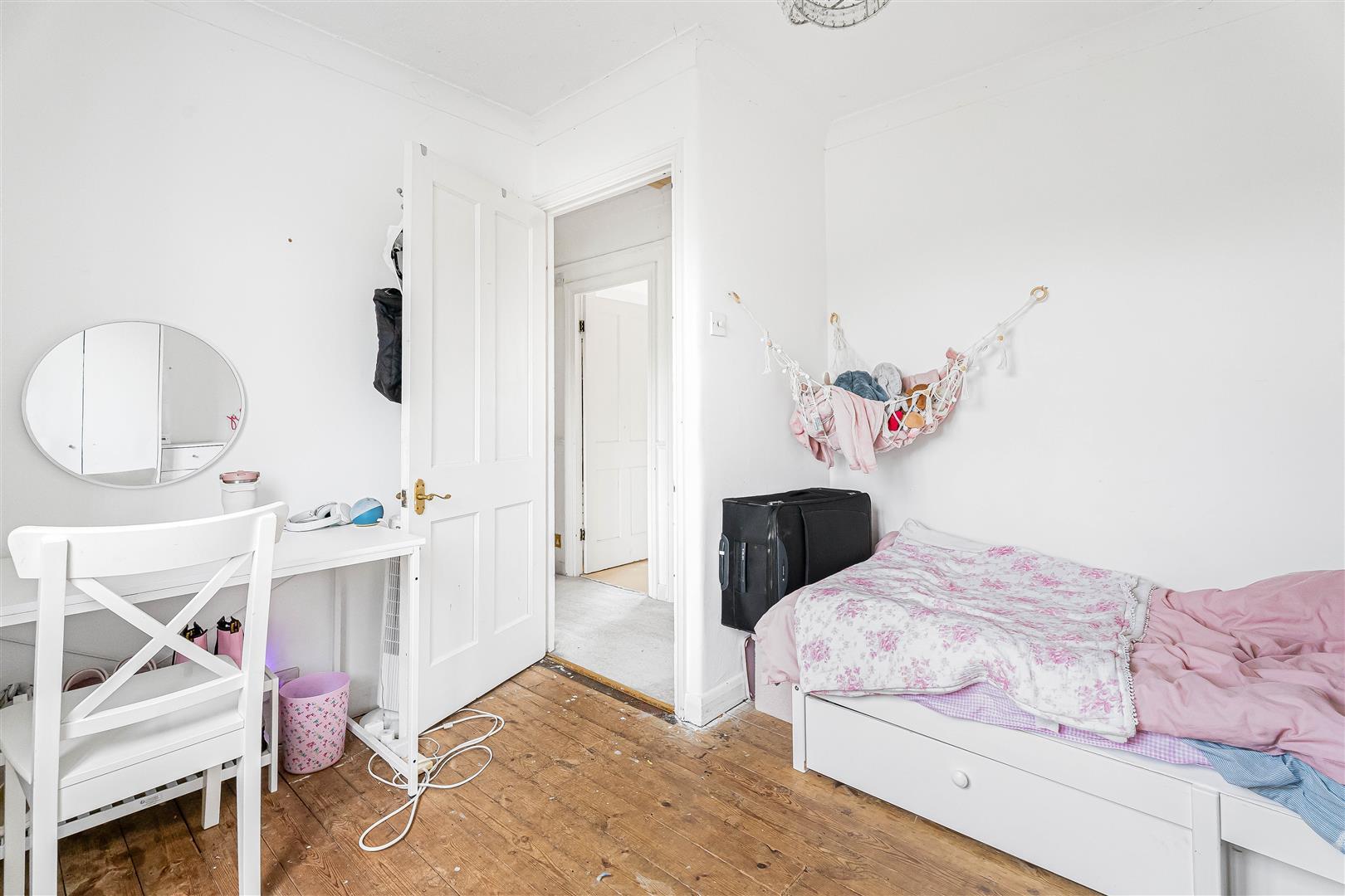Property Image f2d68192-1c4e-4b6d-ba2c-e0263baacfce