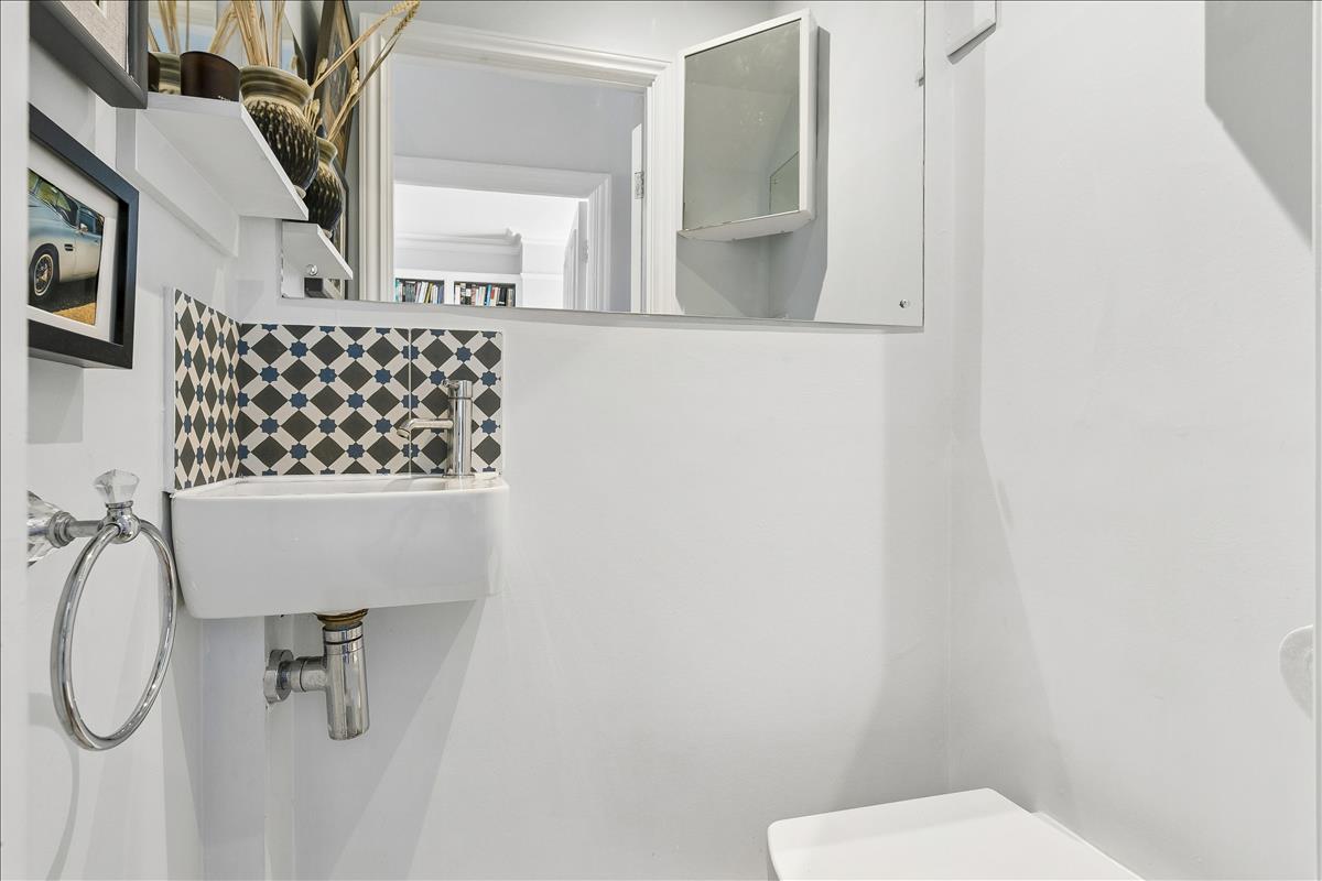Property Image f2ebc4fc-3c89-4278-98a8-3193388e5216