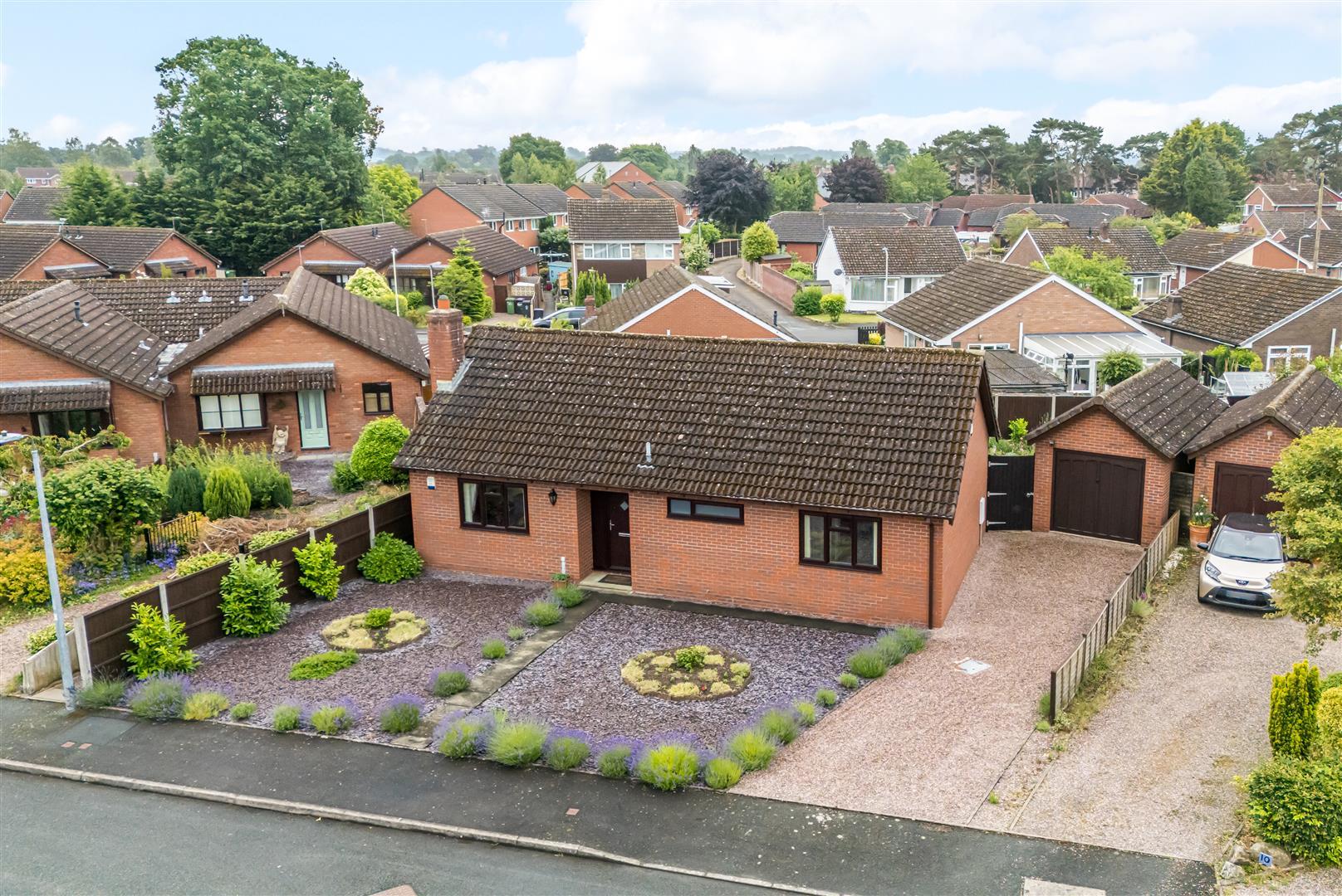 Property Image f2ee4bc9-1f21-431b-9318-ee87dd59b8e7