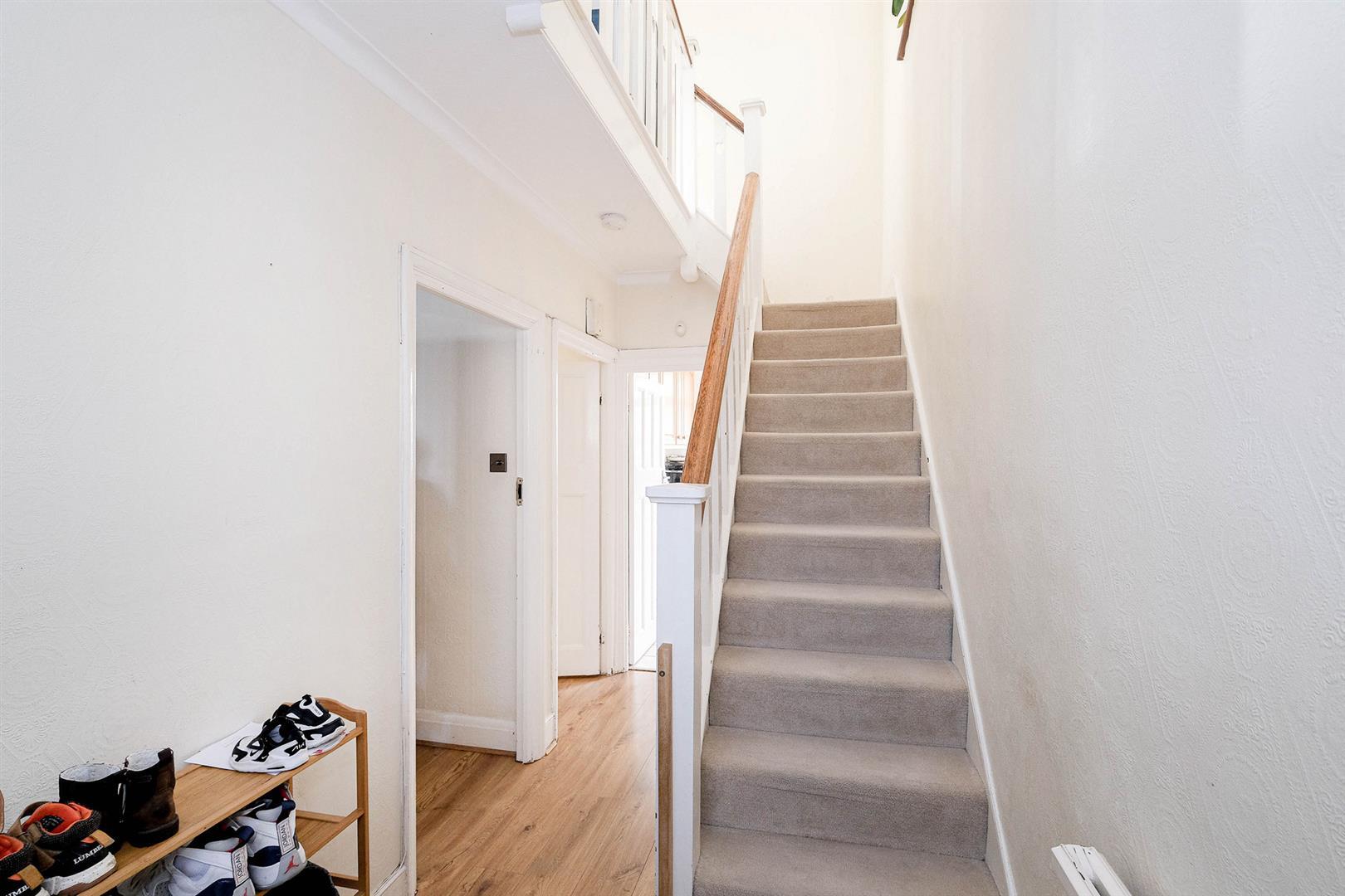 Property Image f2f6852b-67d0-4949-9d9a-57948149b26c