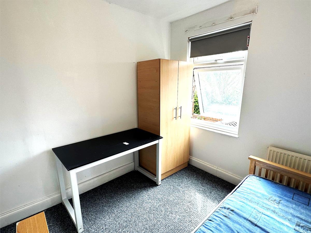 Property Image f2f82996-3691-46f5-b65d-16e05192c13c