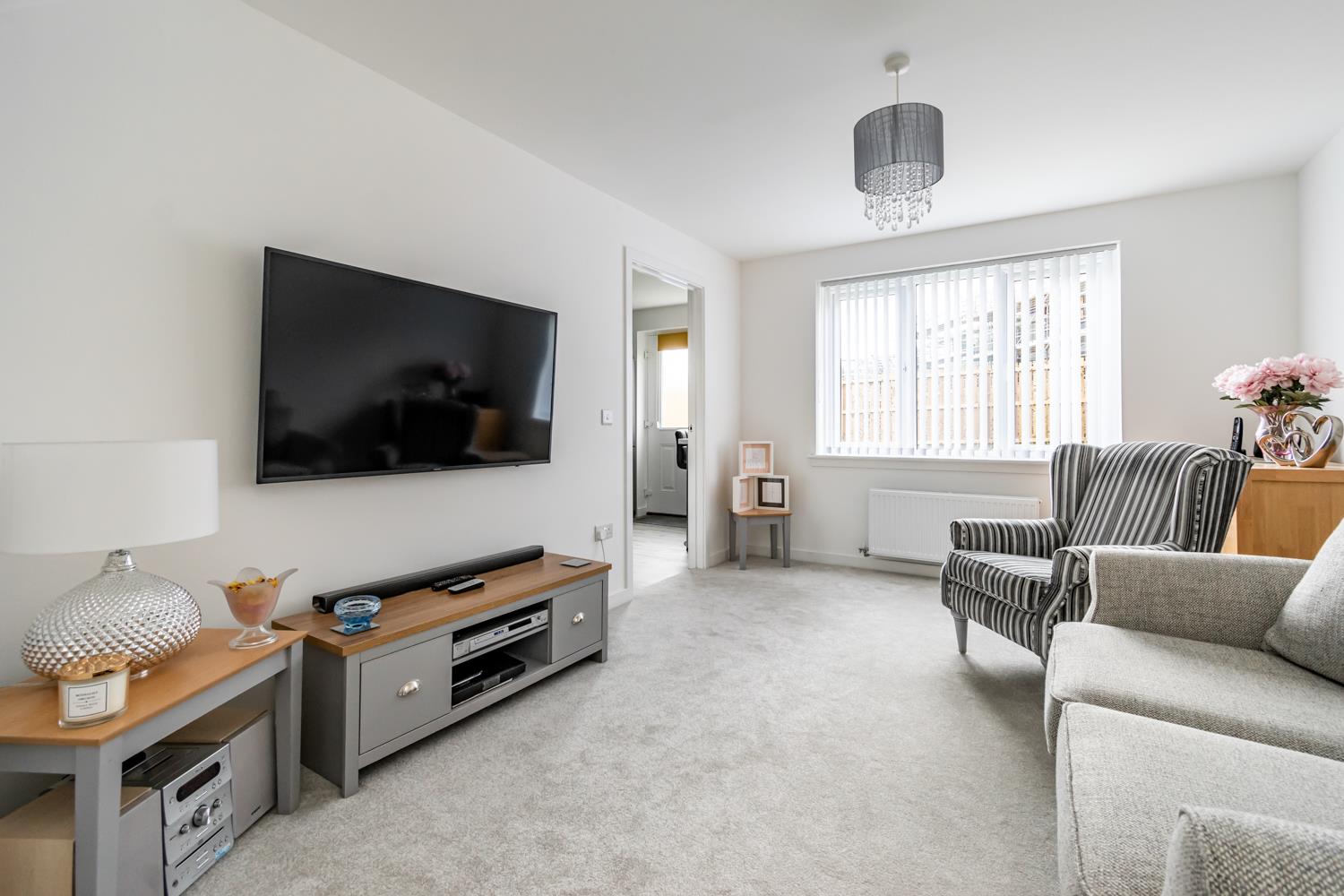 Property Image f2fb83b6-d4b1-4b81-9792-c1781c12b6c0