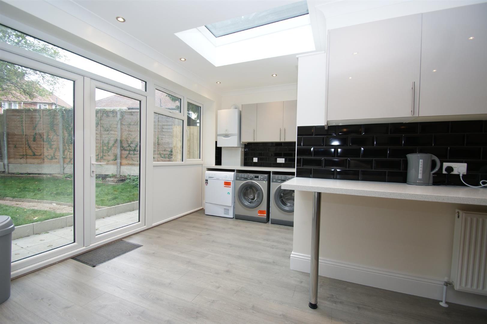 Property Image f30349aa-51bf-4383-b821-edb730d2ba17