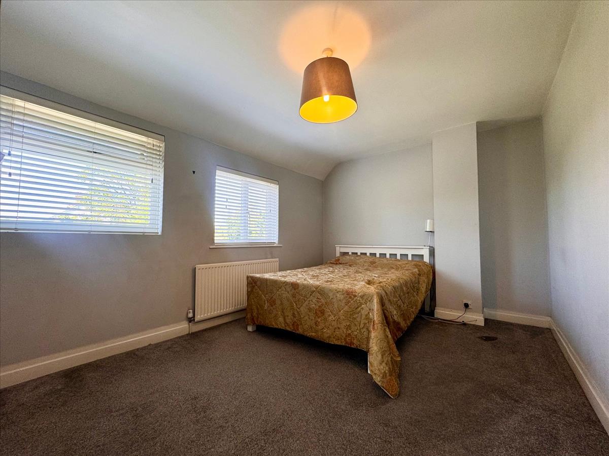 Property Image f318f7d9-2bcf-4514-82b5-785e2fa74b94