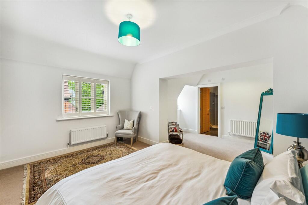 Property Image f31d6204-55a8-45b1-89d9-824cd2ffc9e1
