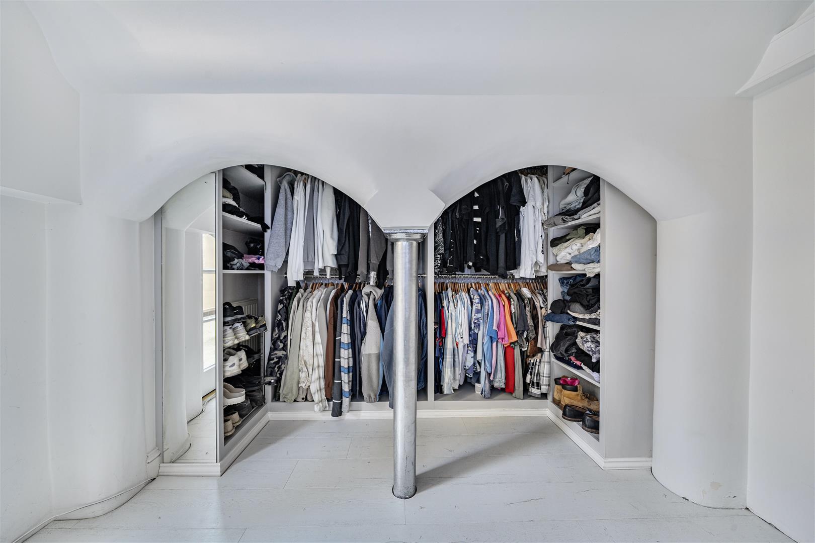 Property Image f320f1b4-fce0-4d66-8a33-f0ad2a652ed5