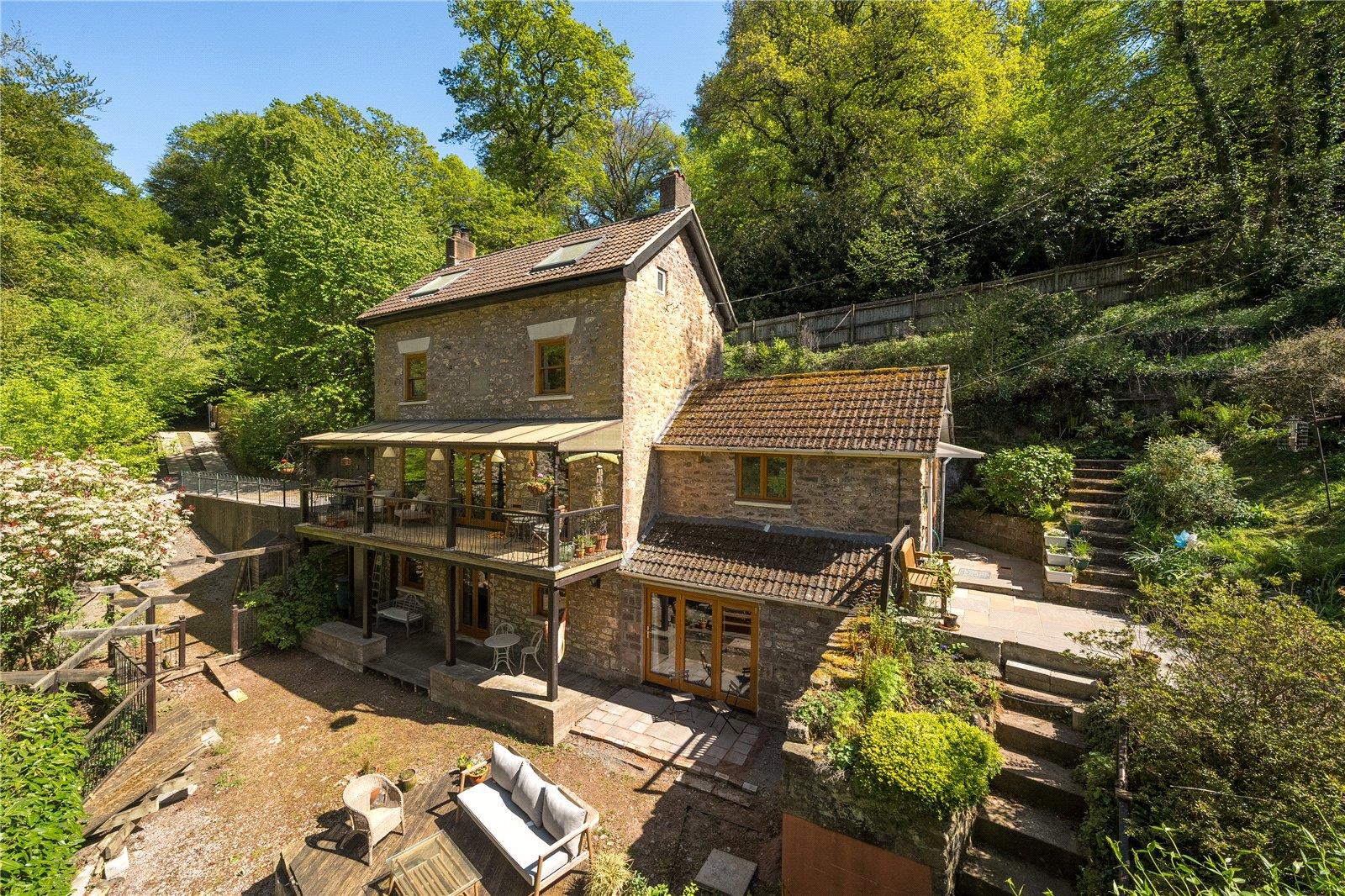 Property Image f32c21ed-718d-4da2-b605-1d347bc29f29