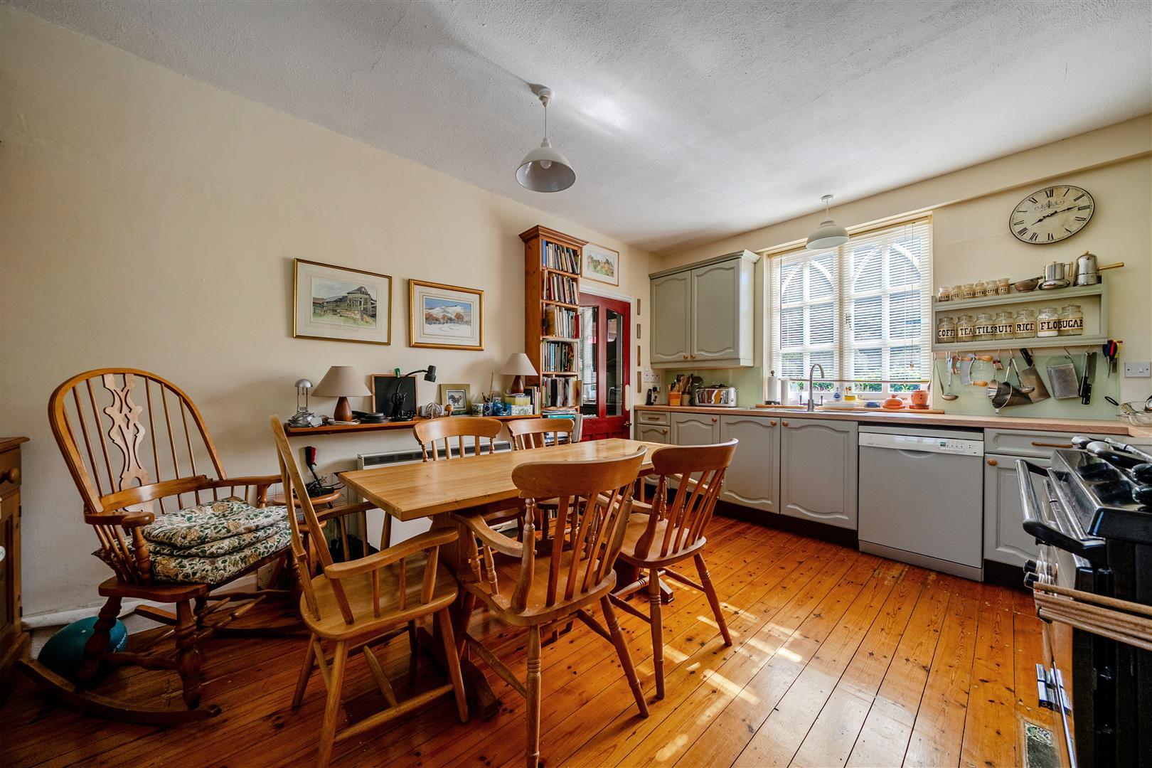Property Image f343625d-6892-4dd2-b94c-a24dbaf39255