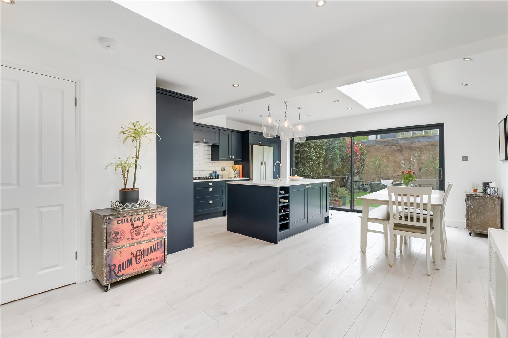 Property Image f34a5c5d-d2e7-49bd-9a23-179d345544d1