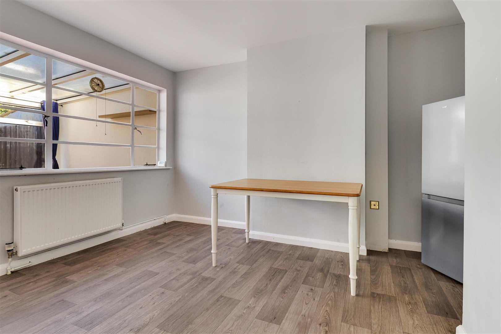 Property Image f3504e04-00d2-450b-8c09-f2c6f88ca25f