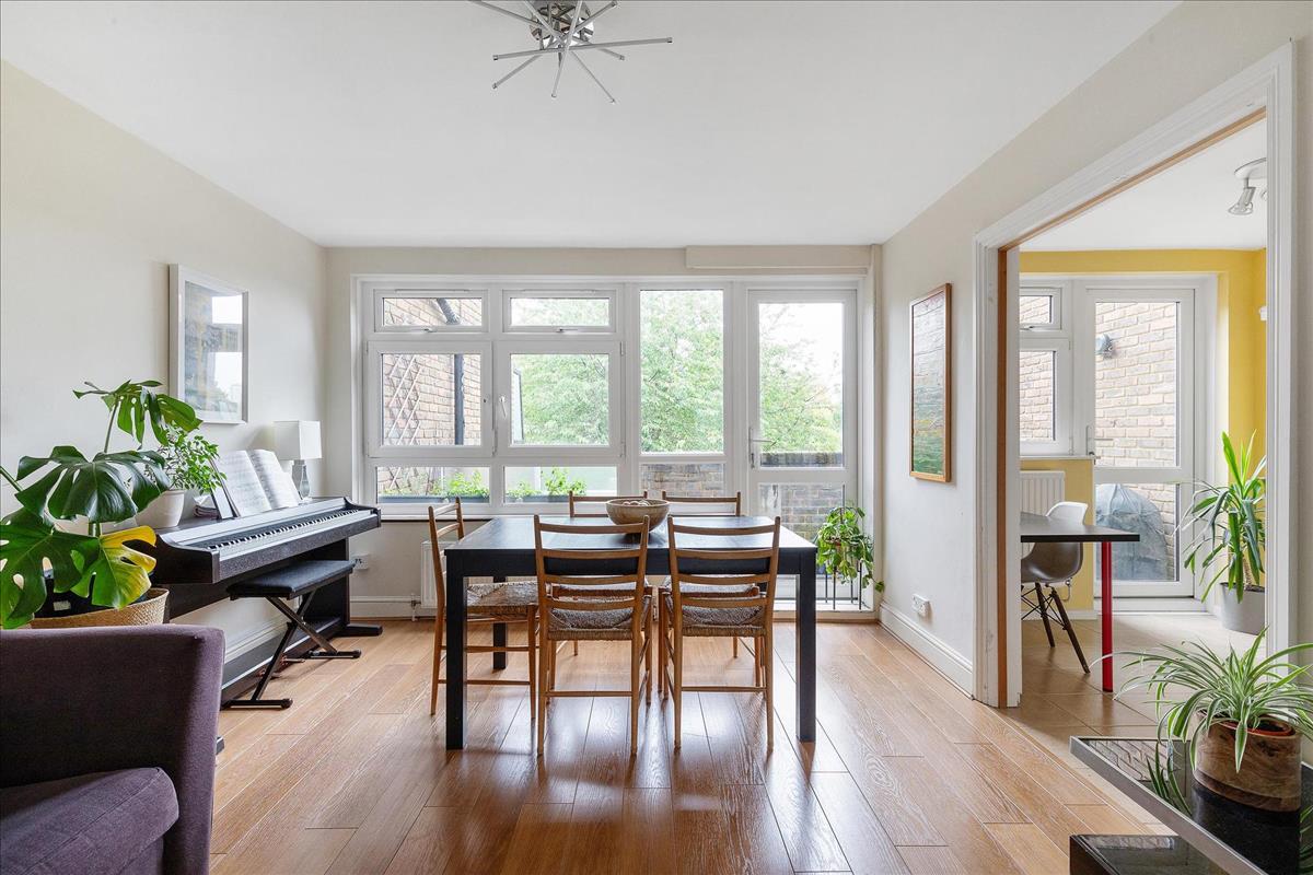 Property Image f3506bb7-3029-4560-aa43-1f8ca44ab05c