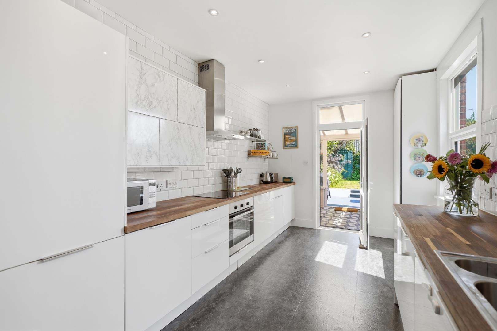 Property Image f3506e78-be79-4f84-8446-5e1a24495763