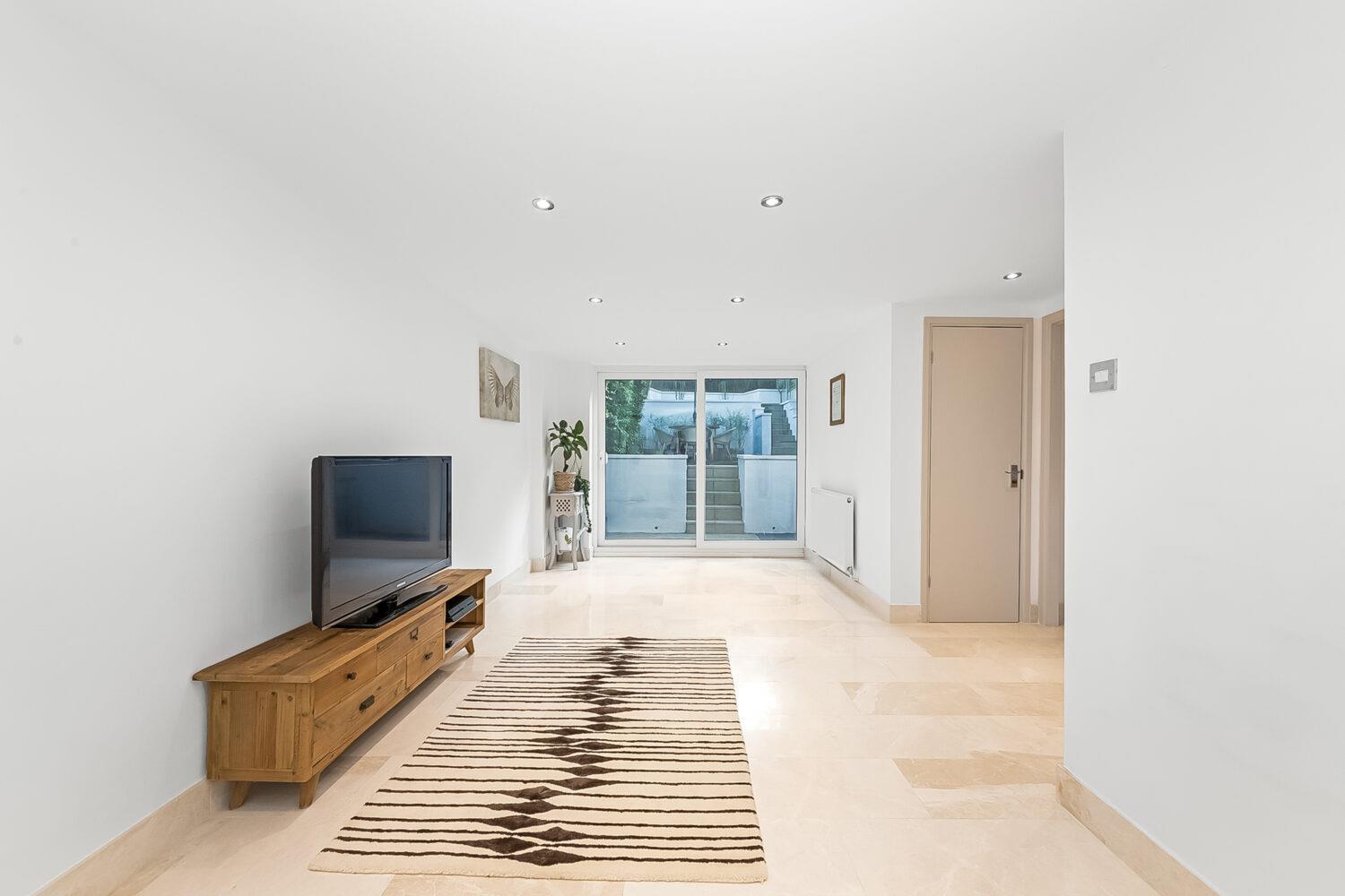 Property Image f3633441-3ef5-4774-bdaf-013e66646b33