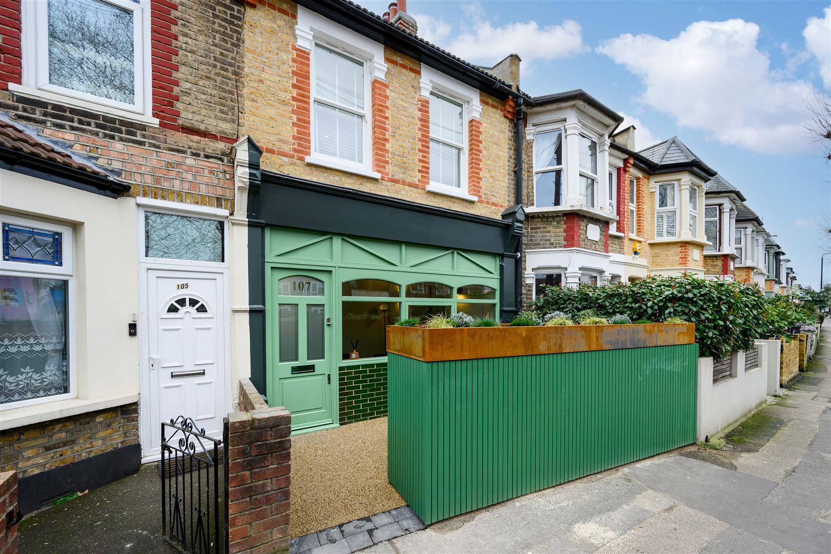 Property Image f3667f2a-f588-4f64-aa25-60ce1c685e2d
