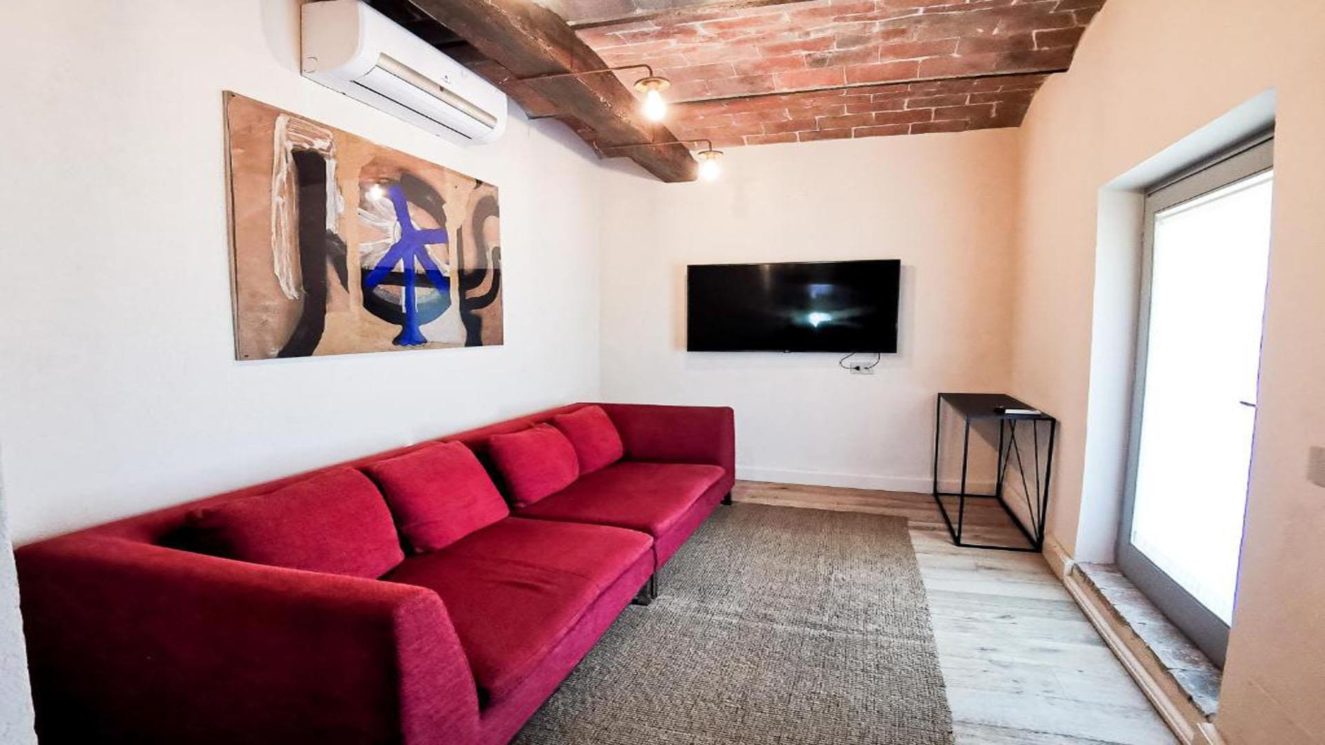 Property Image f3738581-b8ee-45dd-a8ea-9c85f5cf65c7