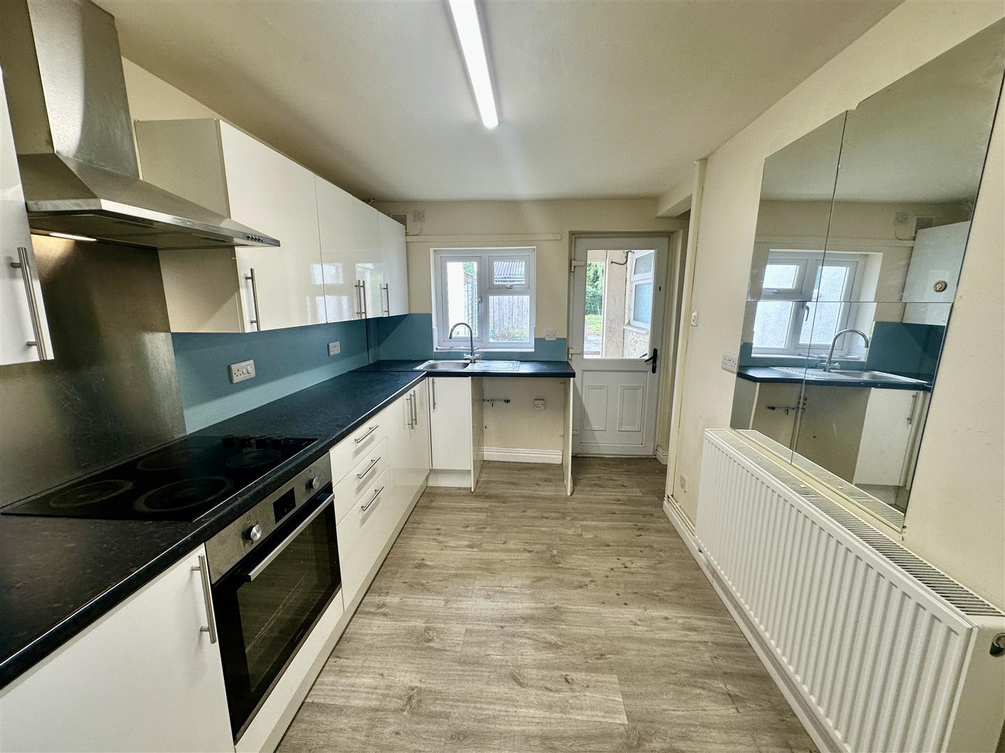 Property Image f3761ec0-787c-4fd1-beb5-9b7fa7dd0e91