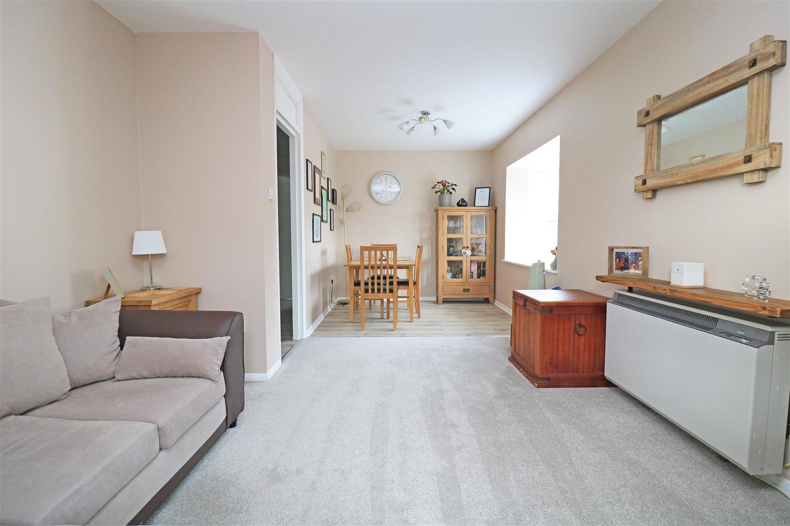 Property Image f37d8163-8cf4-49e5-8150-bbf2ab601c66