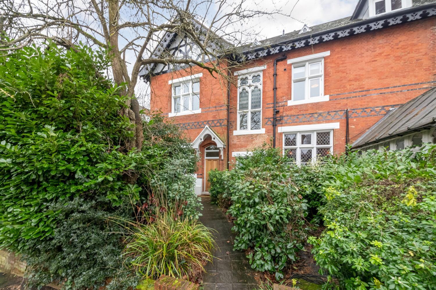 Property Image f3829eb6-fb1f-49cd-9e0b-8564430d165a