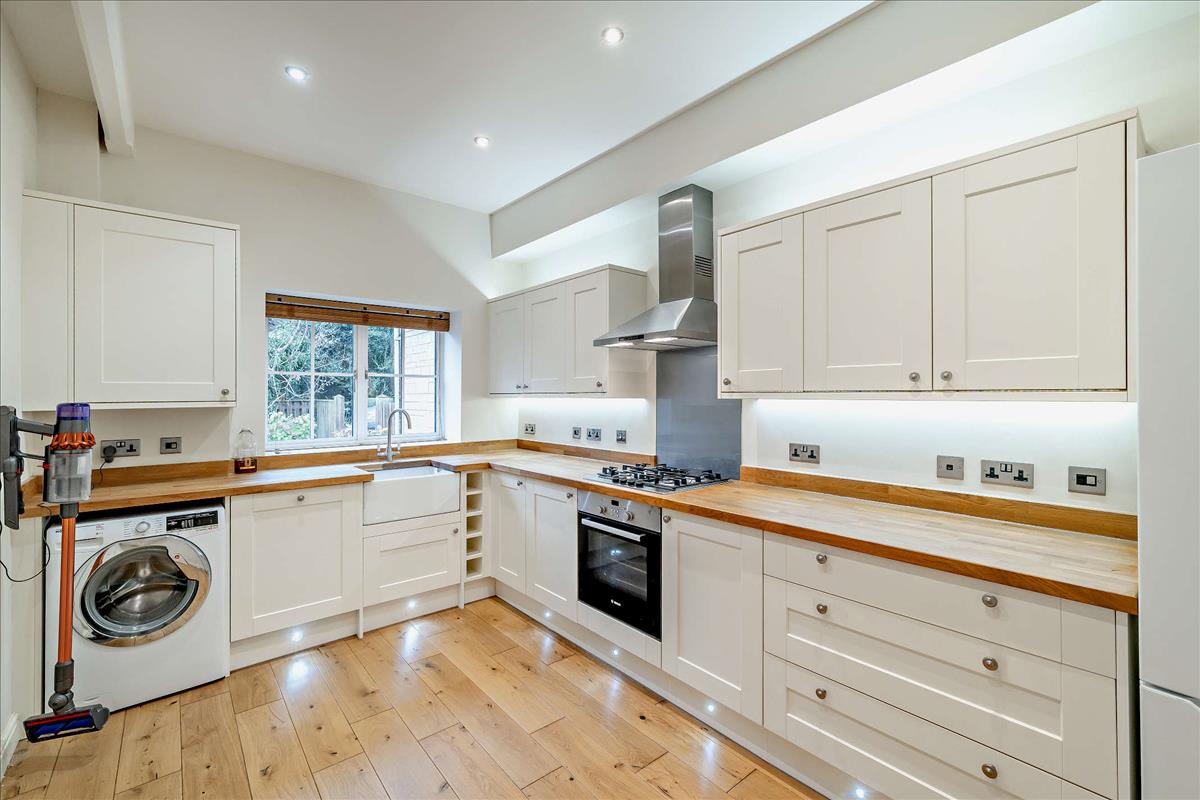 Property Image f382f9fa-cfff-440a-8d1a-e40b0635288b