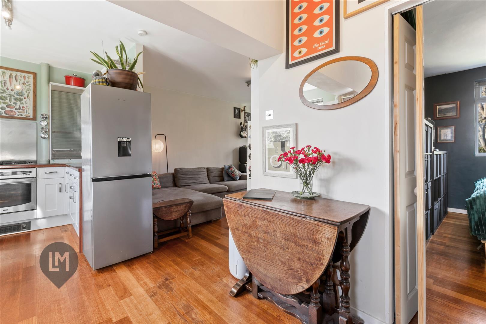 Property Image f38369ba-9a2a-458d-8416-a782541d8adc