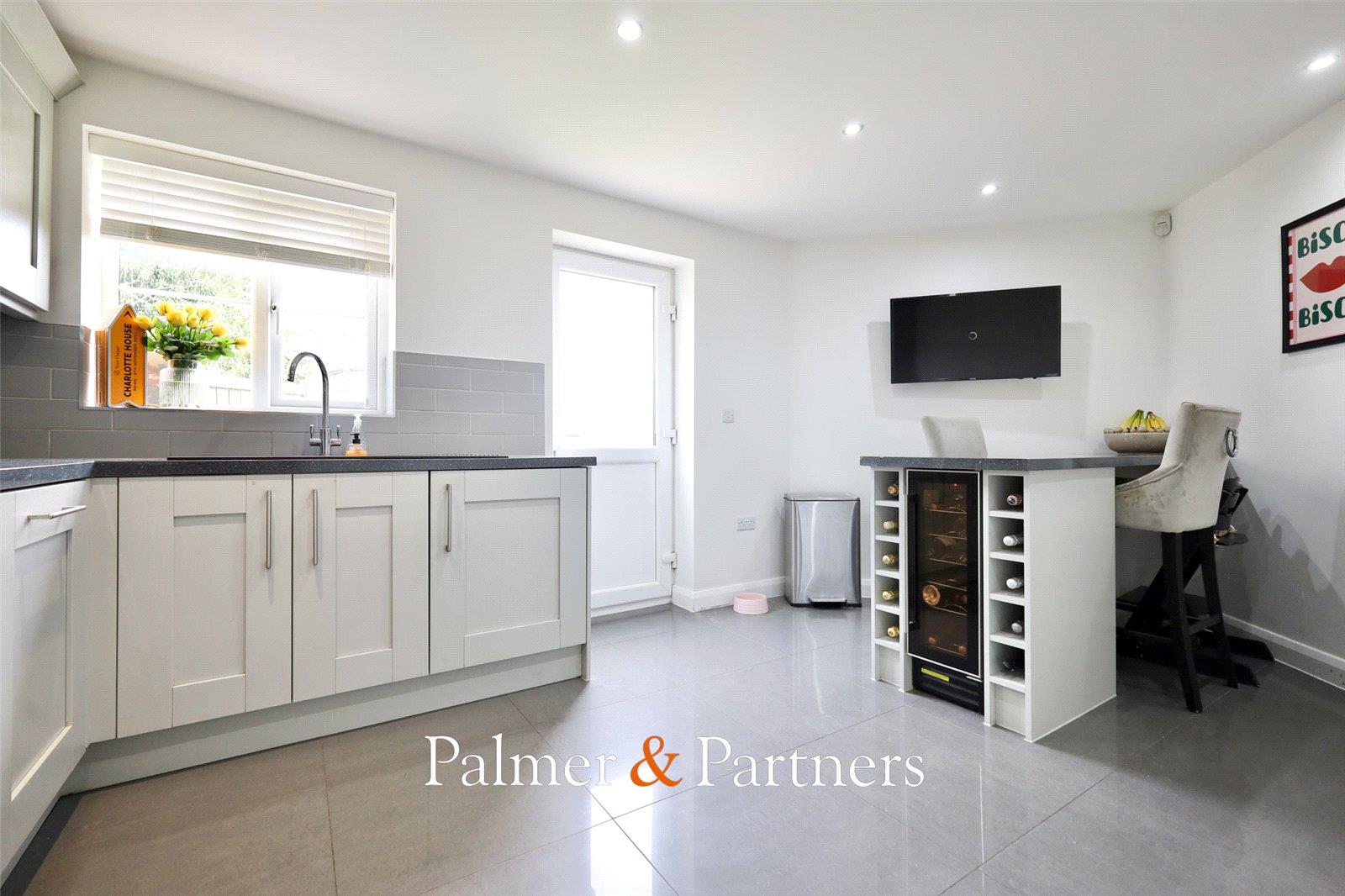 Property Image f38db88f-5776-491a-8e84-964e62080766