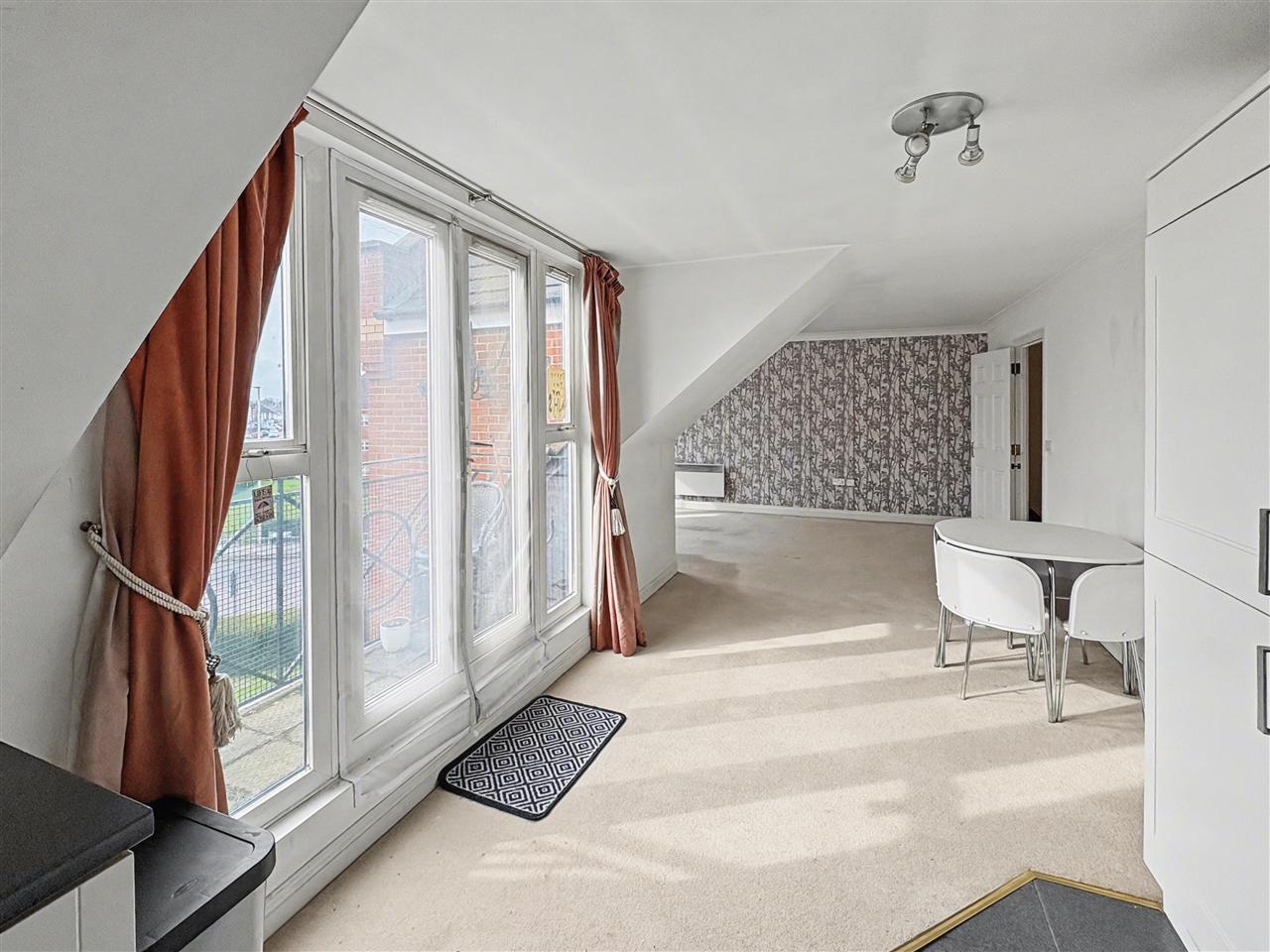 Property Image f3b76c0f-7ec2-42f6-b826-467f77cf136f