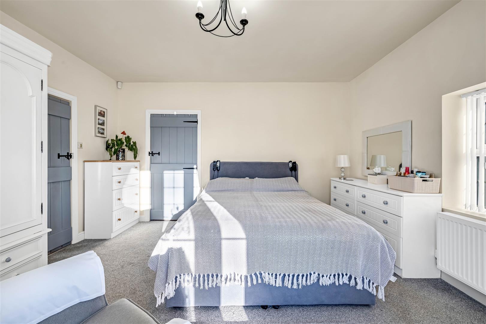 Property Image f3ba3d90-bebb-4ef3-9d90-772c3cae4ed1