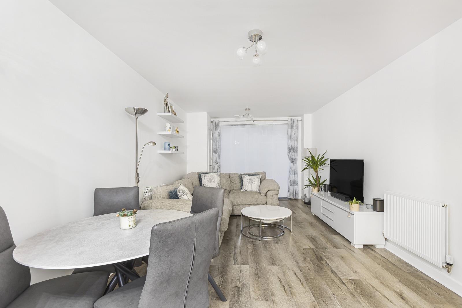 Property Image f3baa667-5d68-4143-b70c-c172b1286312
