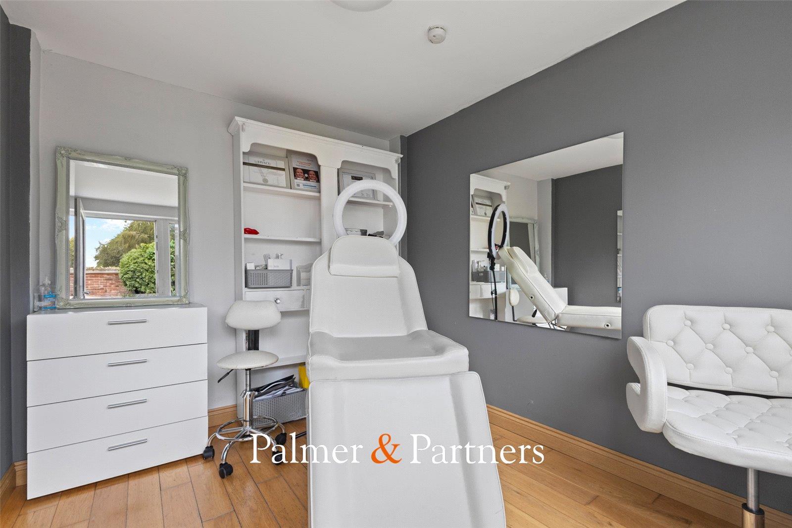 Property Image f3beebd7-6ad2-4546-8e1b-bafcfcd2ee3c