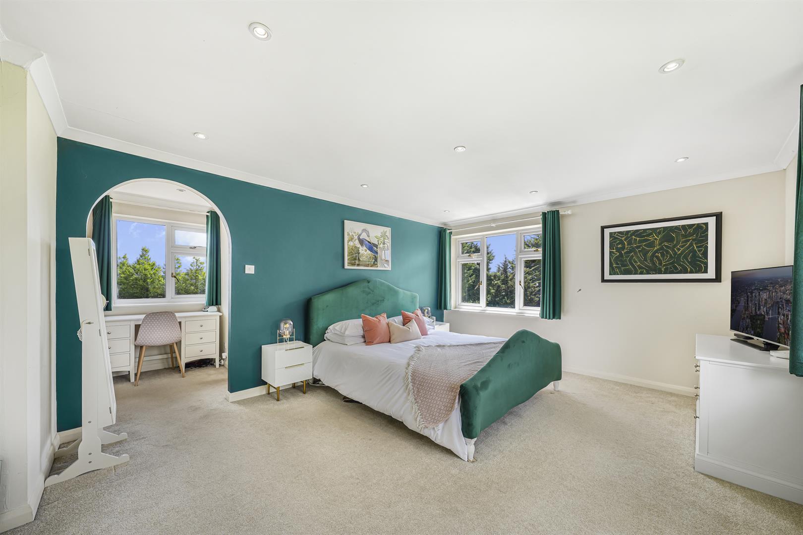 Property Image f3c41586-92cc-461d-b7bd-640a382736ba
