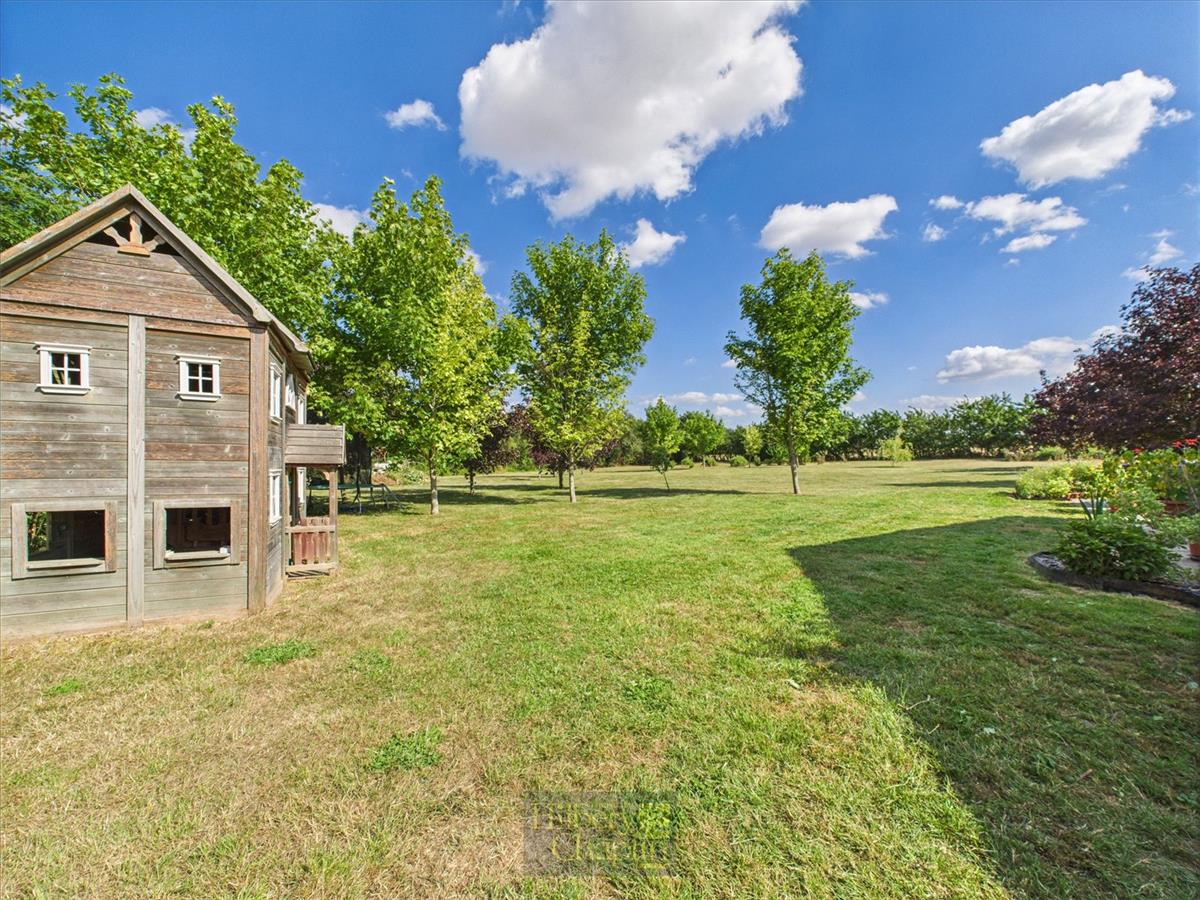 Property Image f3dcfcb2-501a-4027-9100-8f3b01865070