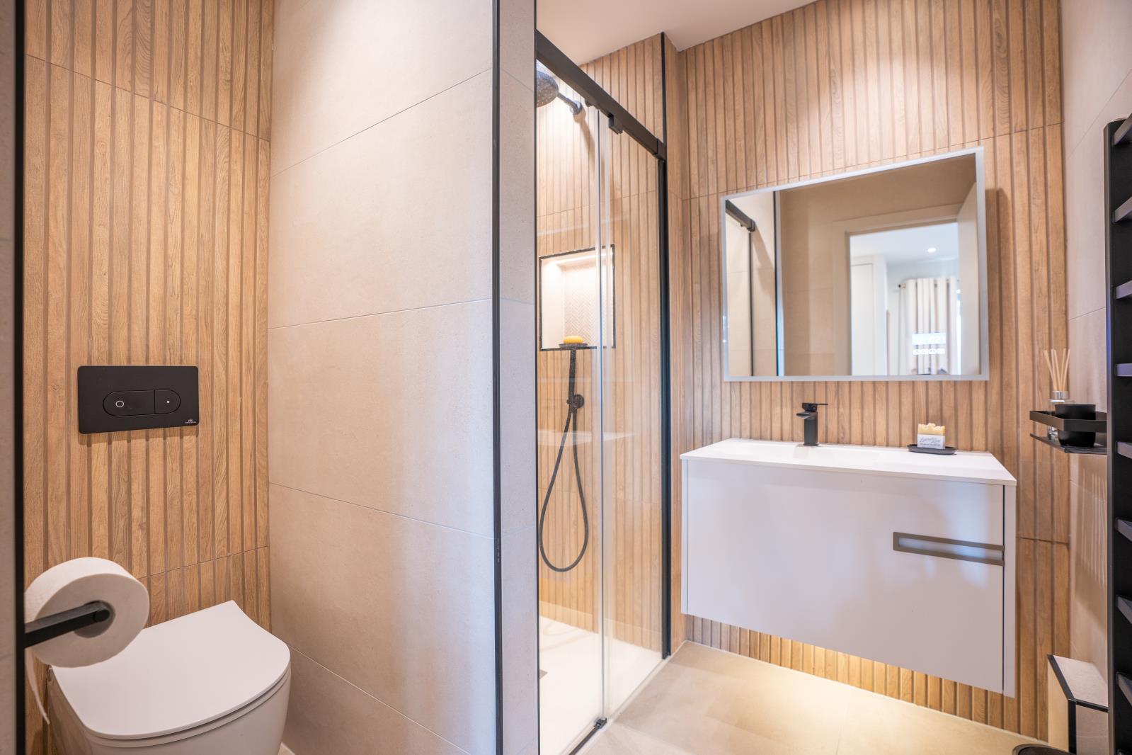 Property Image f3ec3329-c108-47de-bd36-7f25a710d0f5