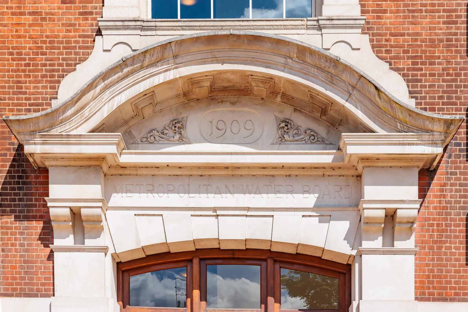 Property Image f3eded2f-3b23-4a22-b169-675f1aed2ced