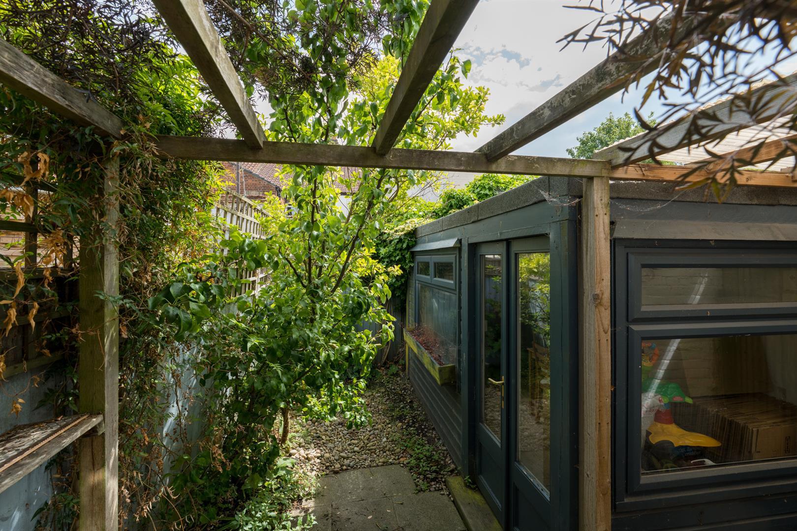 Property Image f3fef628-f6ee-485f-9644-2cc2fef93c02