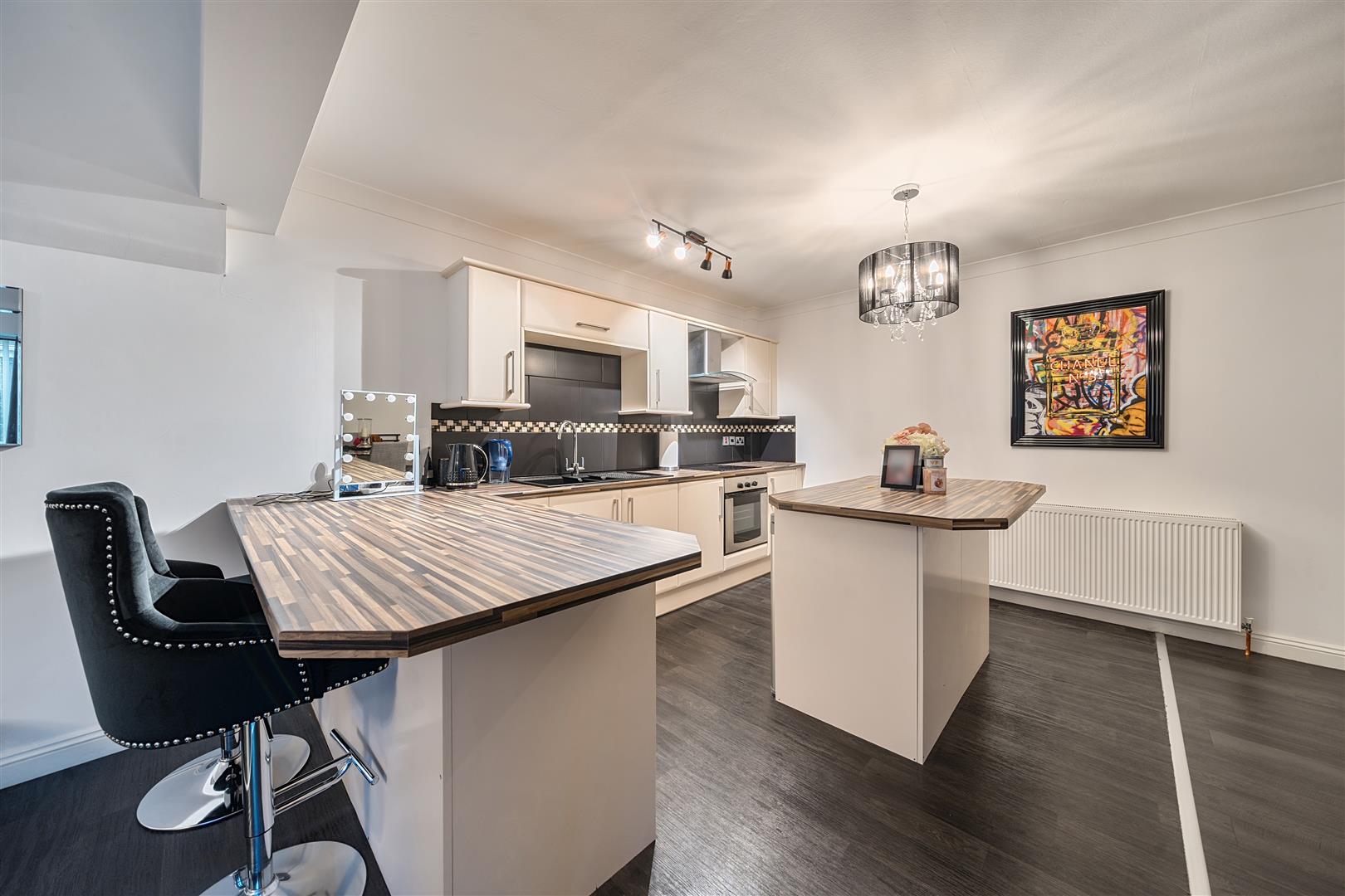 Property Image f403e04d-7bf7-40d4-8904-6d86713e6245