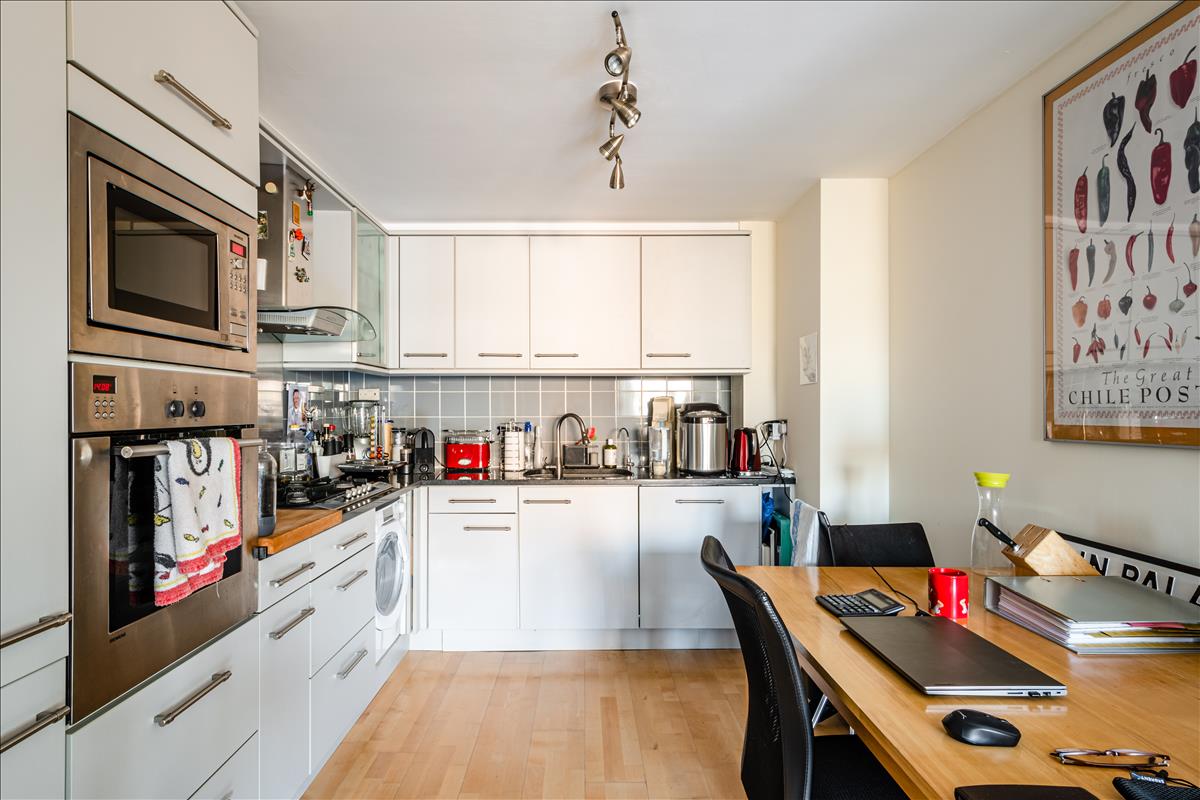 Property Image f40970fd-4e54-4c7b-8c09-f1bdaa0471c1