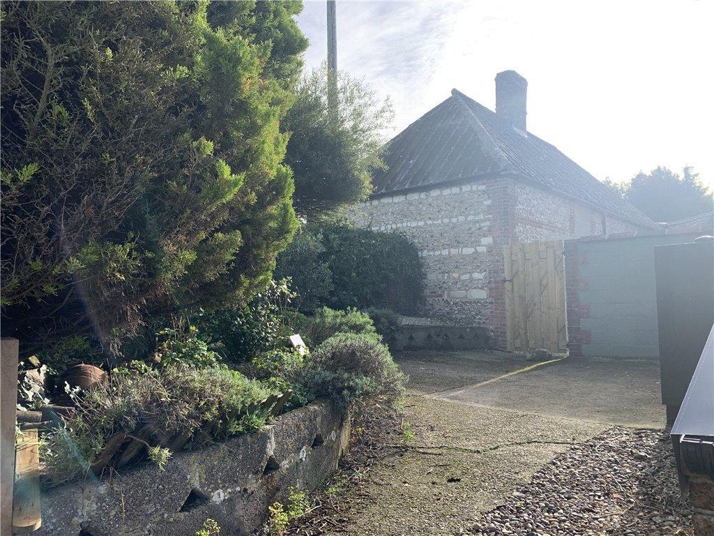 Property Image f4169cc1-da04-45b8-8c2c-6b074b6a4a95