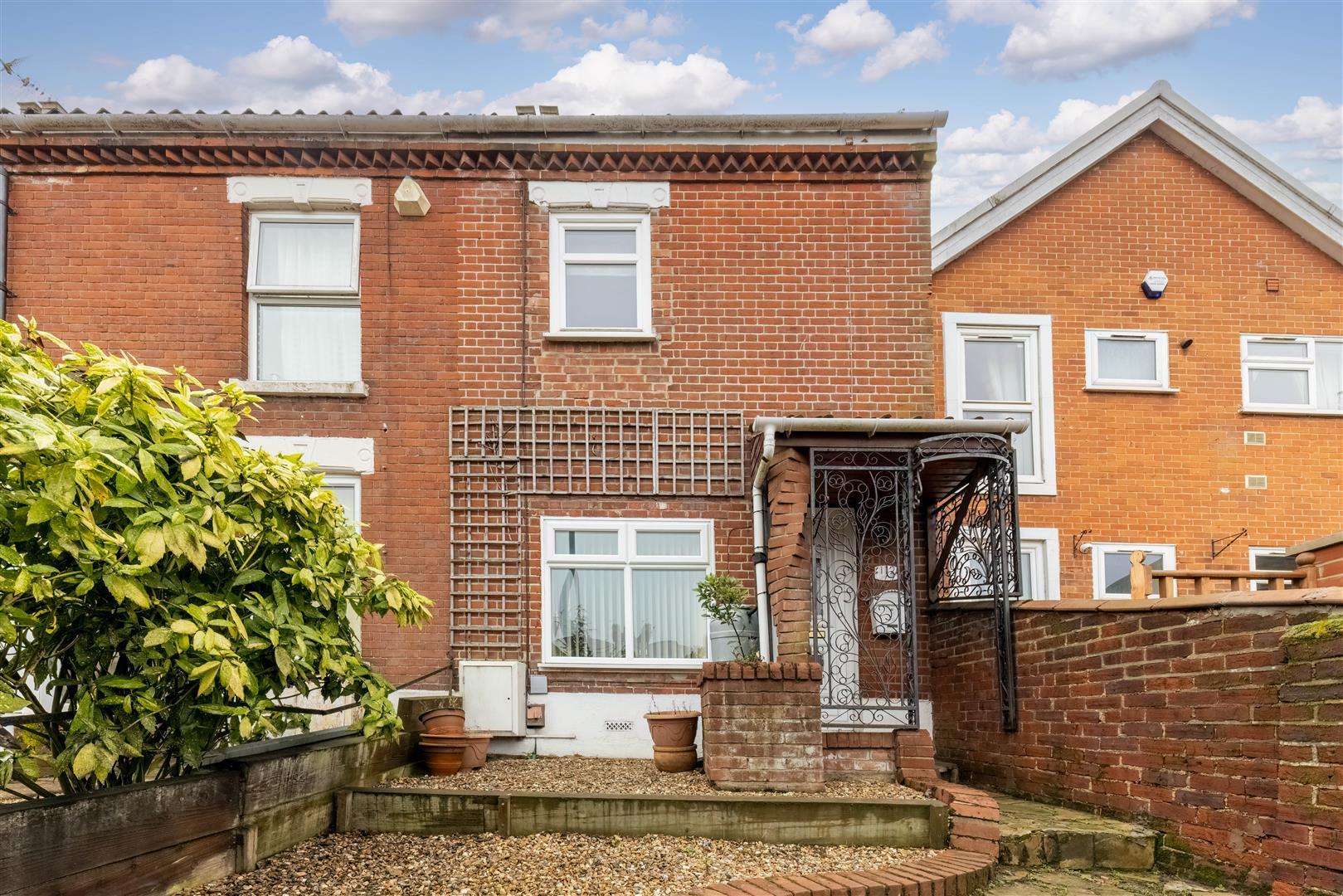 Property Image f4247df8-1e83-4bee-8374-330dd086de96