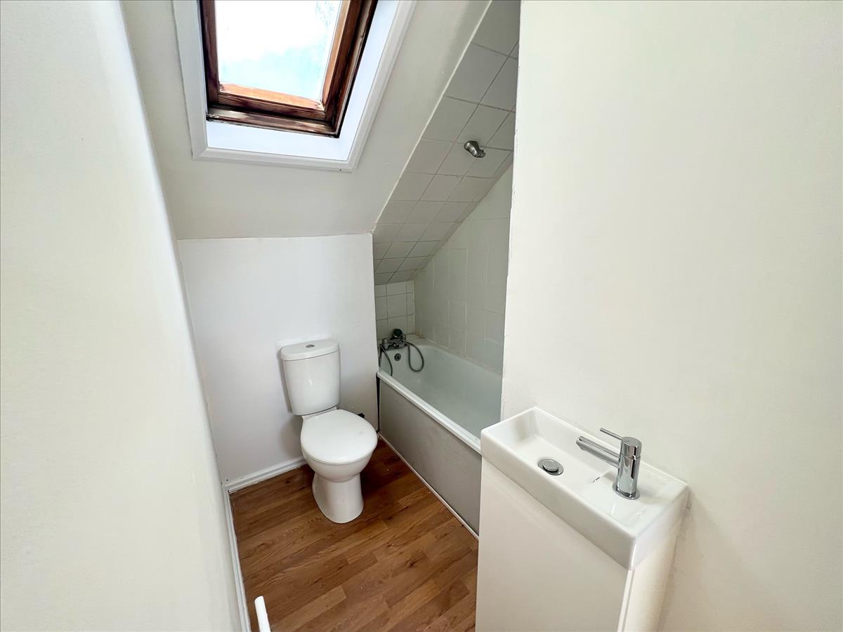 Property Image f42b7879-3815-41ea-9182-a9d33e74ed6b