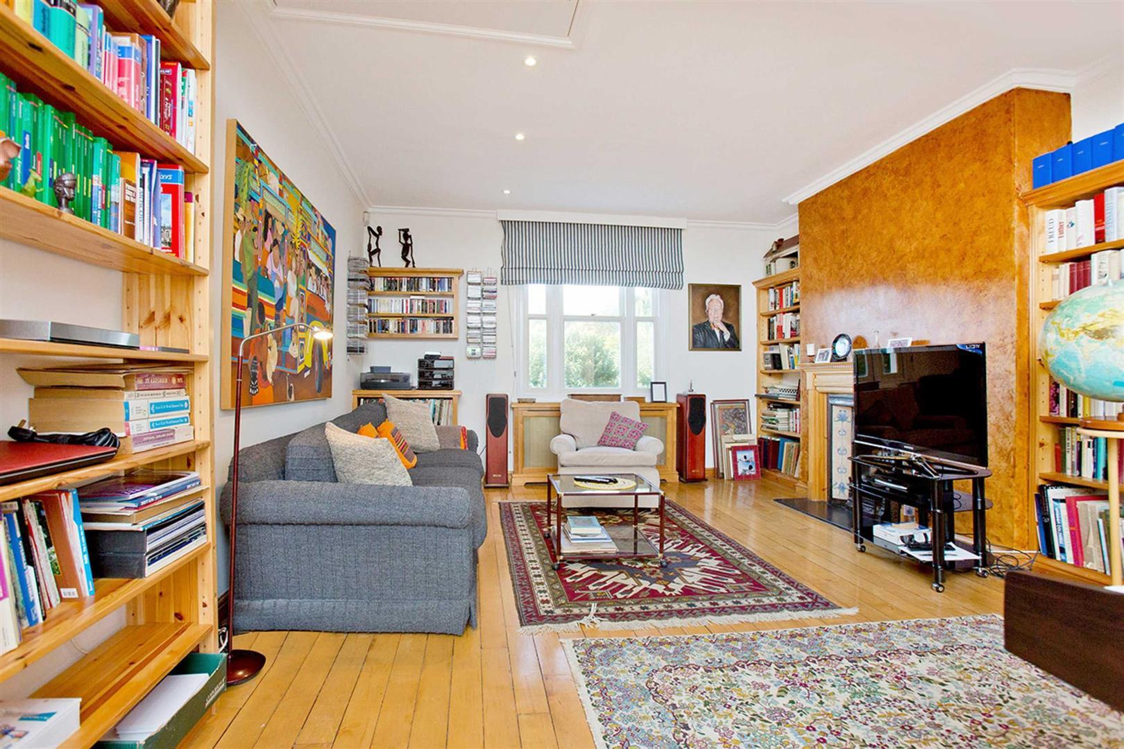 Property Image f445334b-58e6-48c5-b415-2f0551b054bd
