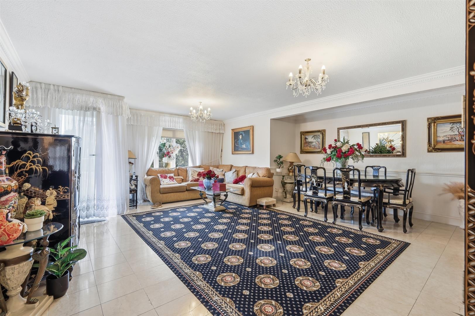Property Image f451362e-1649-42fc-9af8-aff6a537ad06