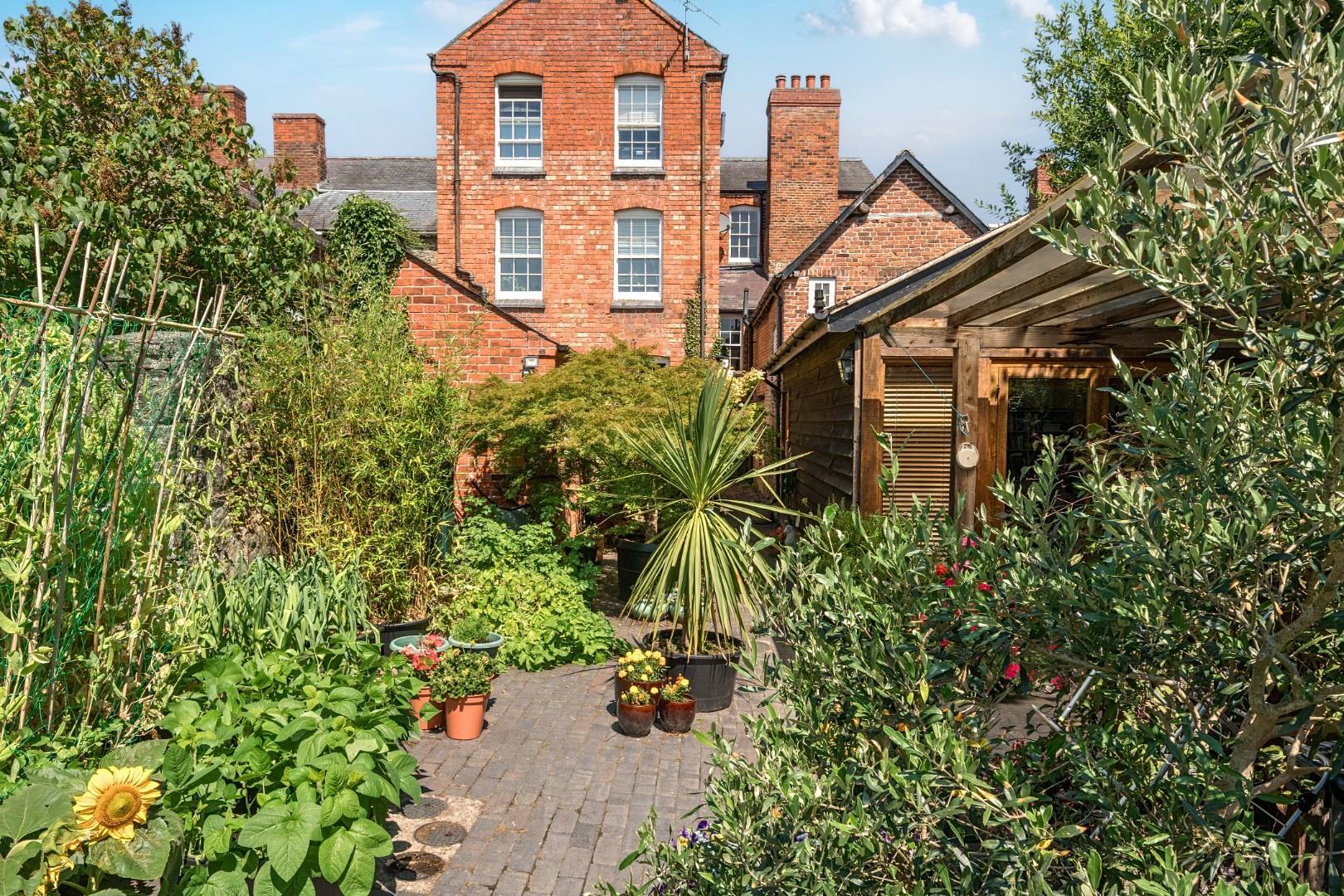 Property Image f4535661-02a2-443e-9f62-092b6456b0ac