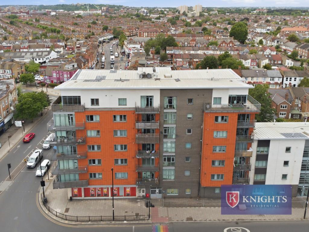 Property Image f456dc71-bf81-4125-916b-403682e8e7df