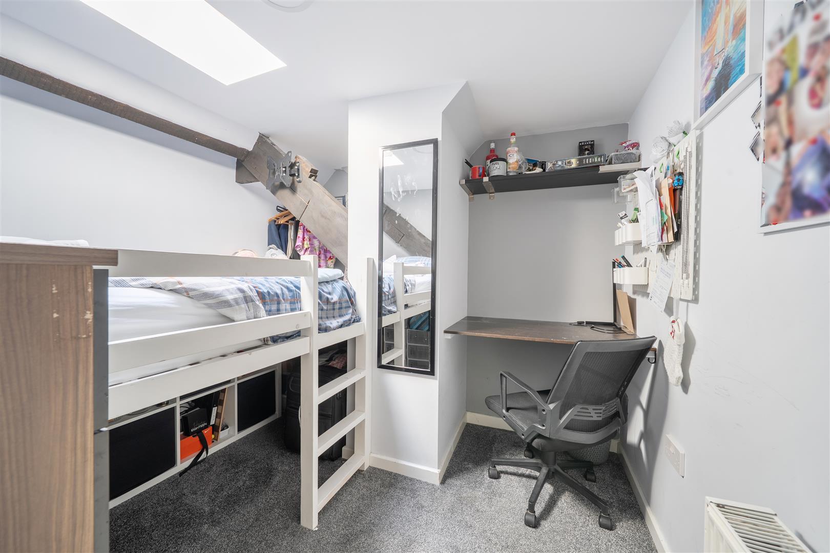 Property Image f45fec01-2dec-43b0-b607-01d7c26cedd0