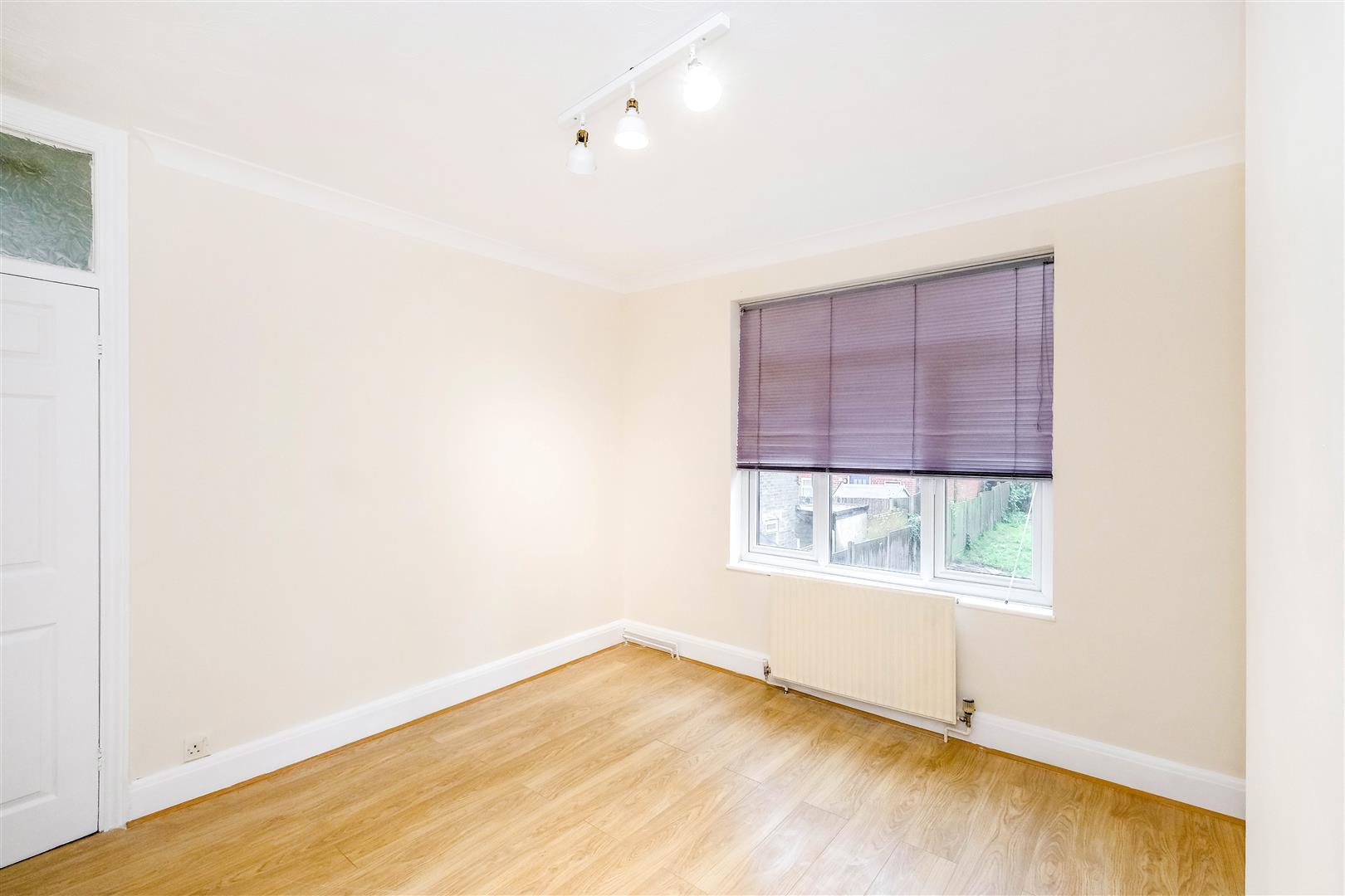 Property Image f4682fe7-7291-49c9-90d1-7094891703f1