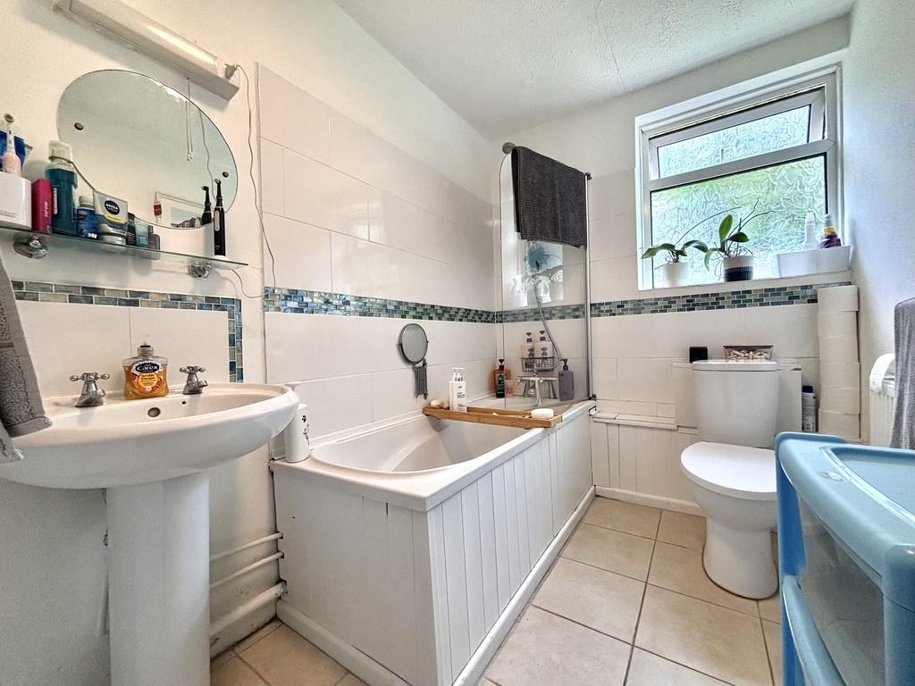 Property Image f4697544-62a1-4a3d-9aaa-36a1c72e4639