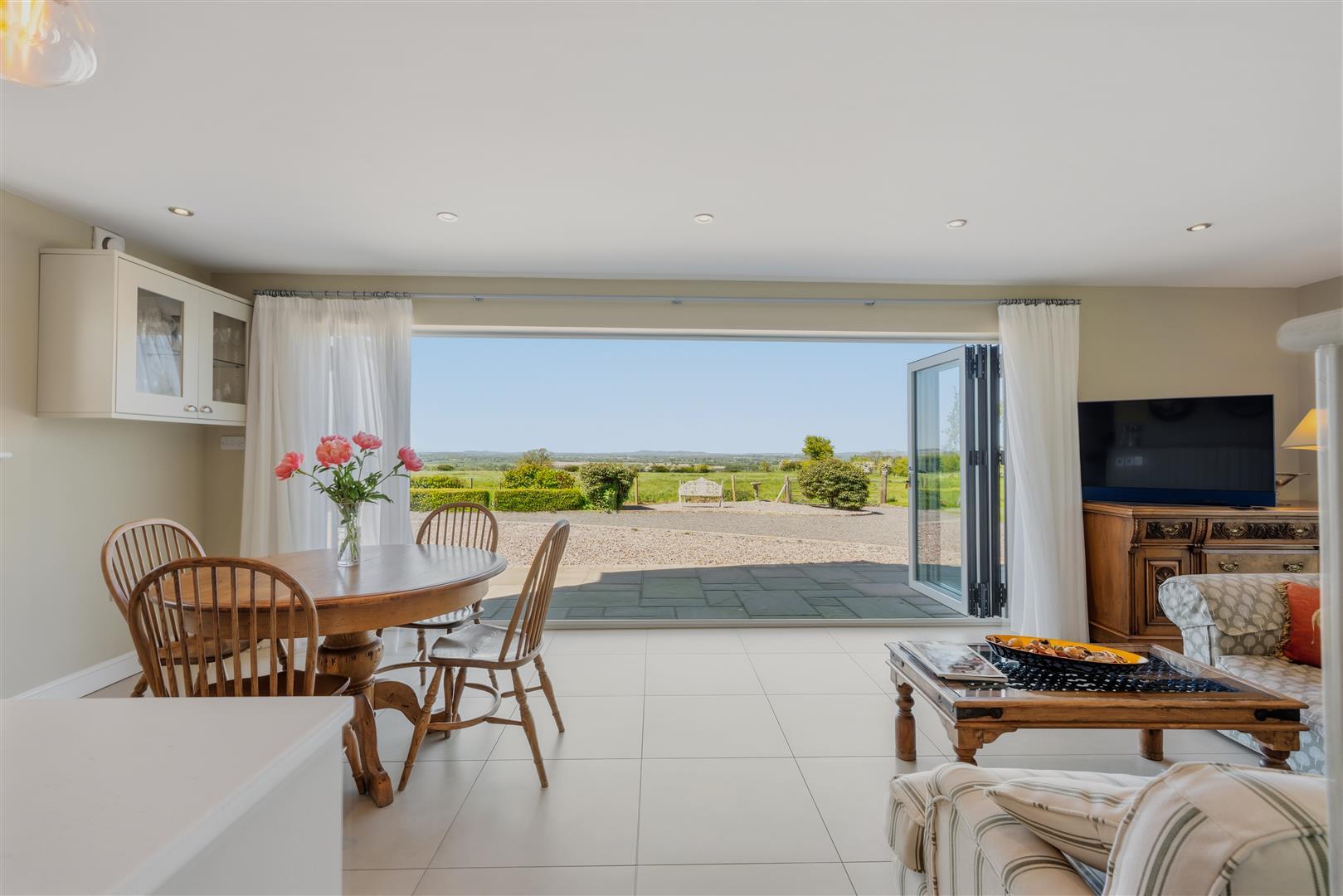 Property Image f473e0b5-7e16-46c0-b830-791e5b2527f6