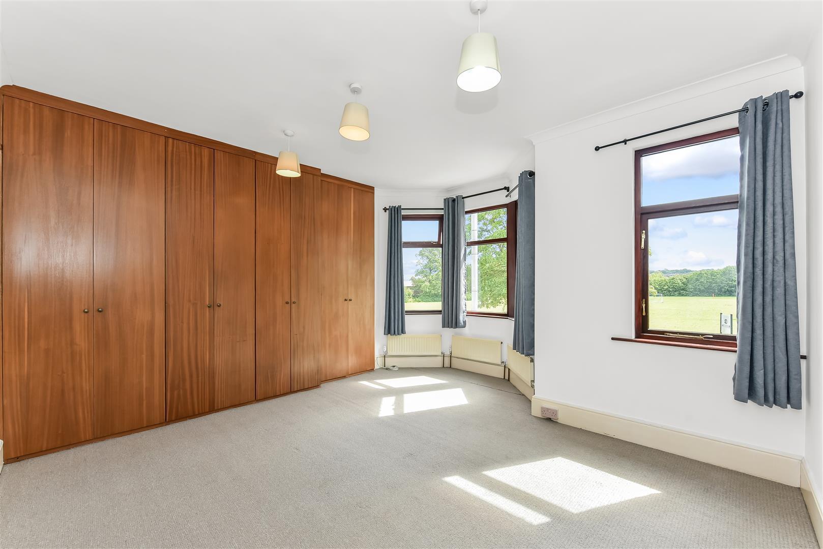 Property Image f4781e73-3330-4d96-843a-01d2eb2bf996